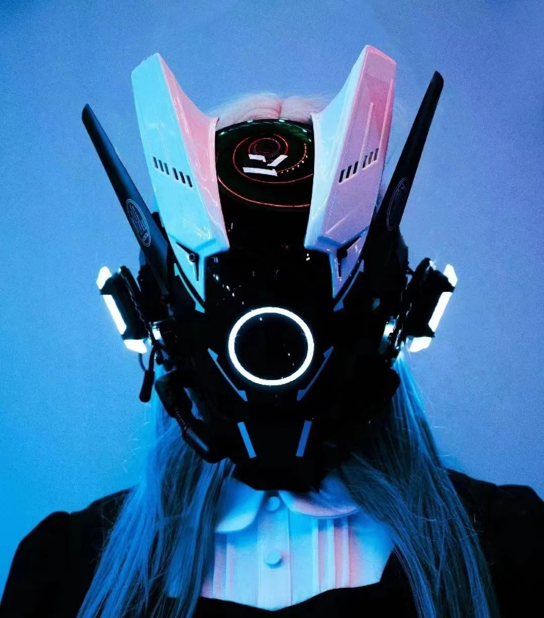 CyberGlow LED Tech Helmet – Futuristic Cosplay Mask
