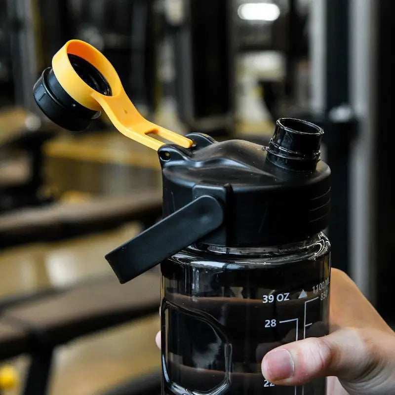 LUSQI 1.5 L/2L/3L Bottled Large Capacity Sports Water Cup