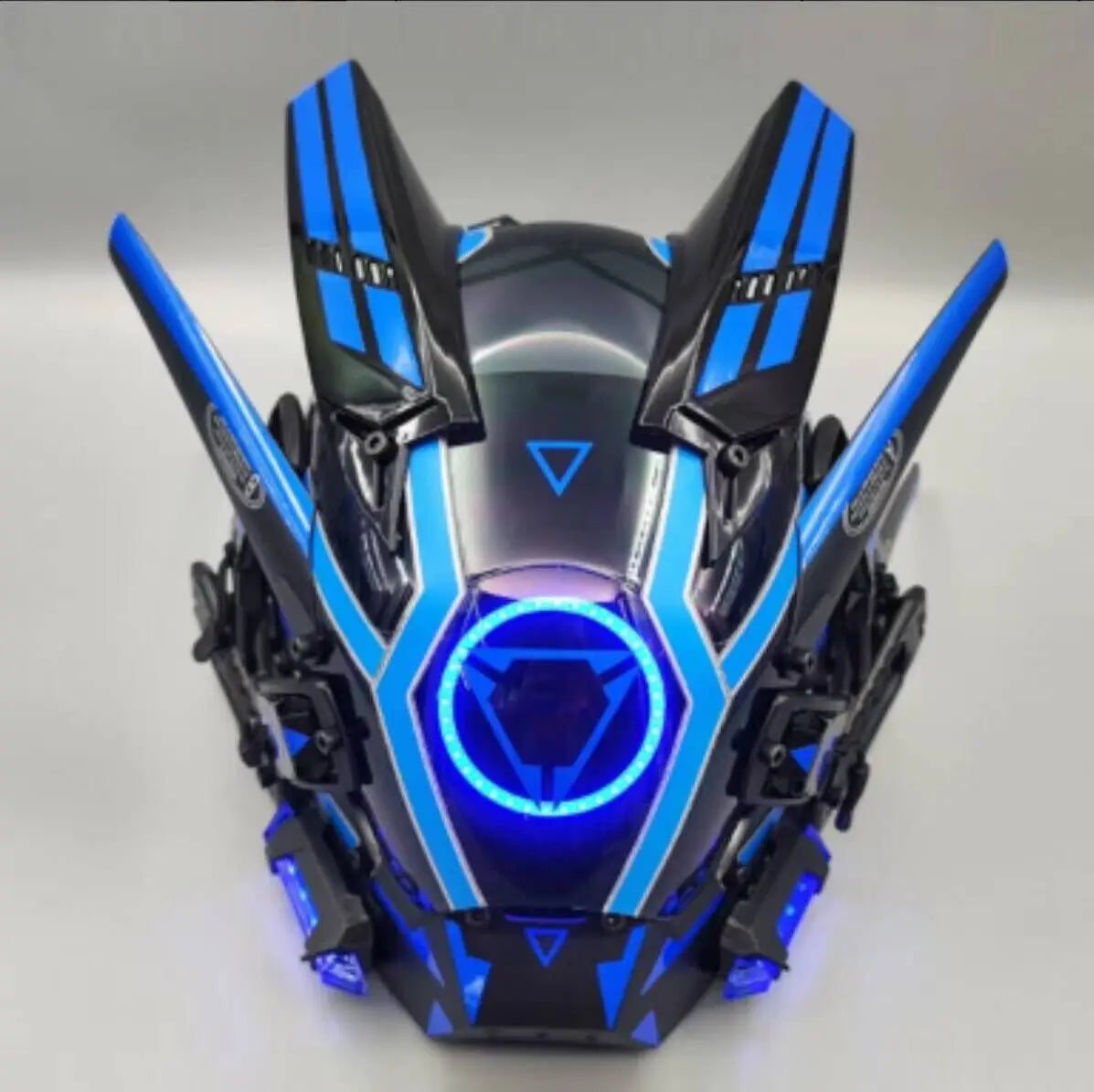 CyberGlow LED Tech Helmet – Futuristic Cosplay Mask